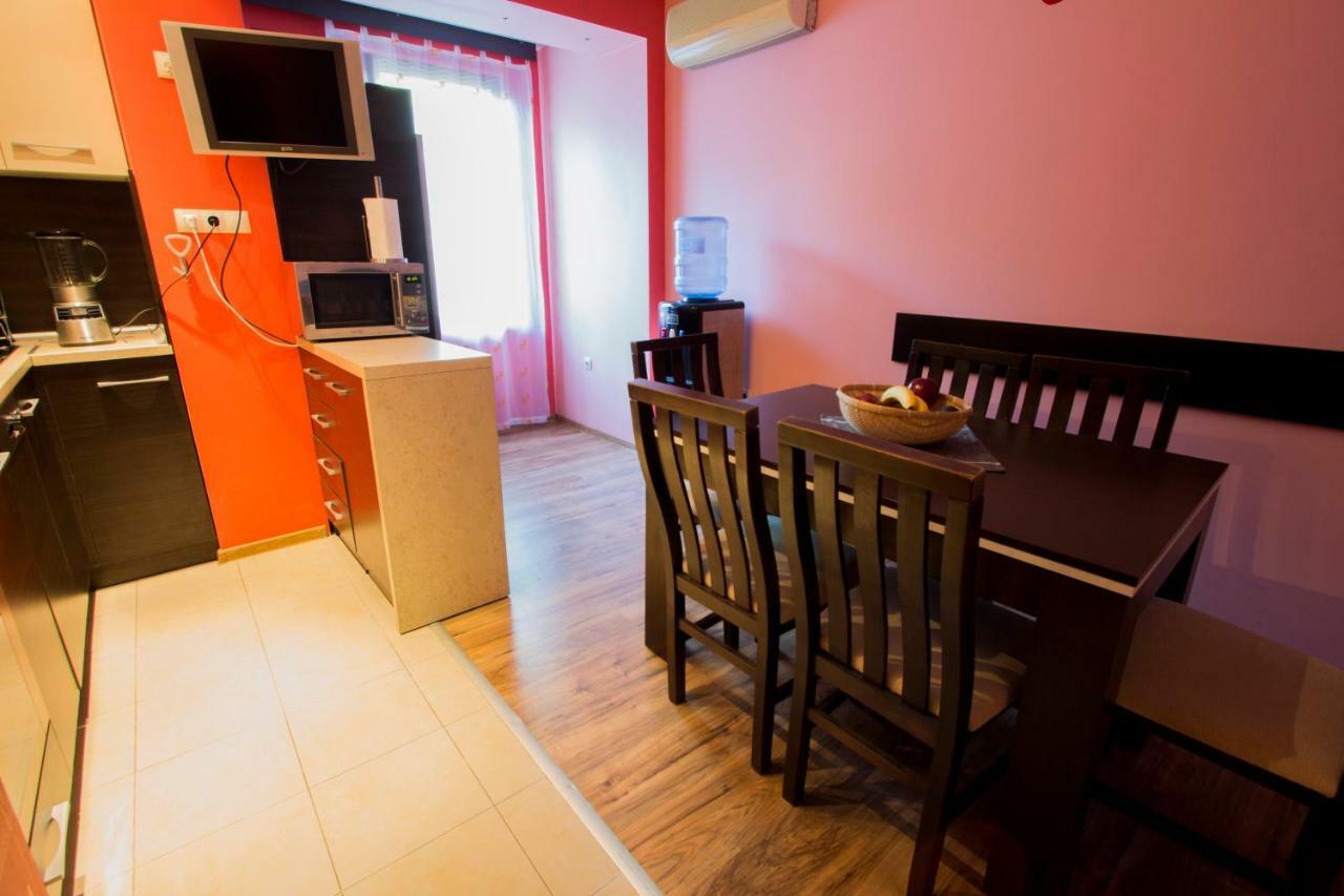 Modern Apartment In The Heart Of Vidin Eksteriør bilde